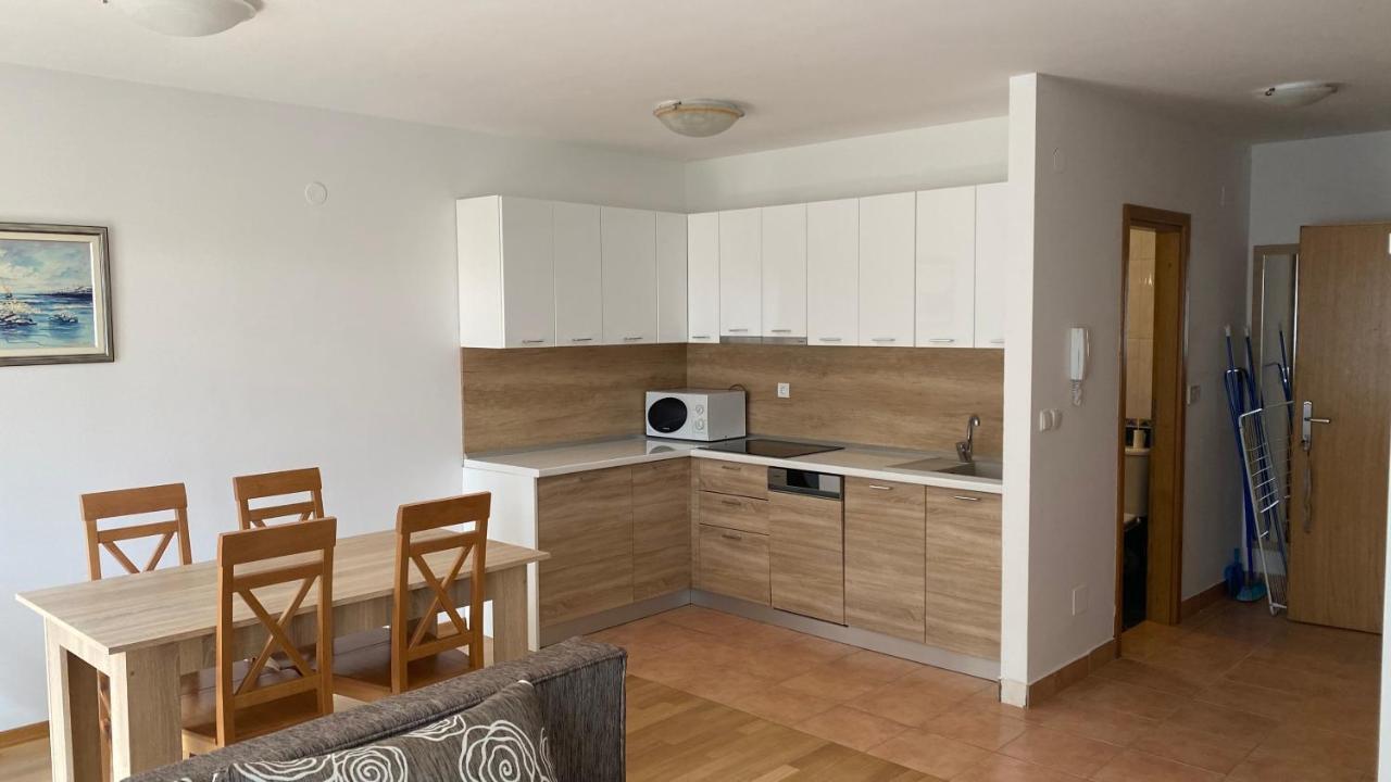 Apartmani Funda Bol Exterior foto