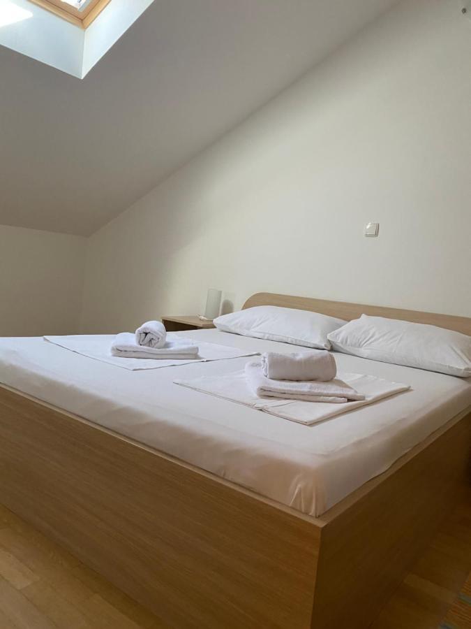 Apartmani Funda Bol Exterior foto